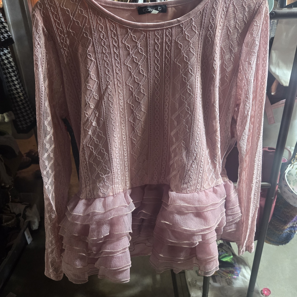 Chic Pink Lace Ruffle Blouse